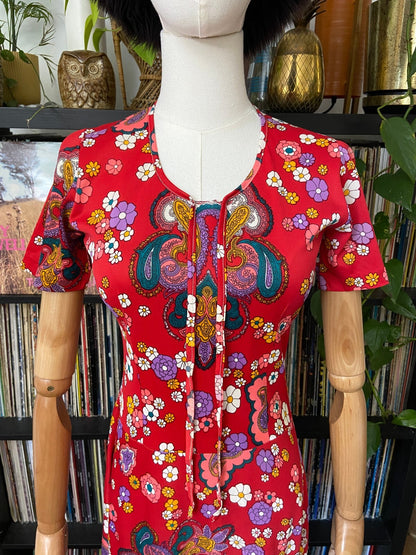 Vintage 1960s Deadstock Psychedelic Print Mini Dress