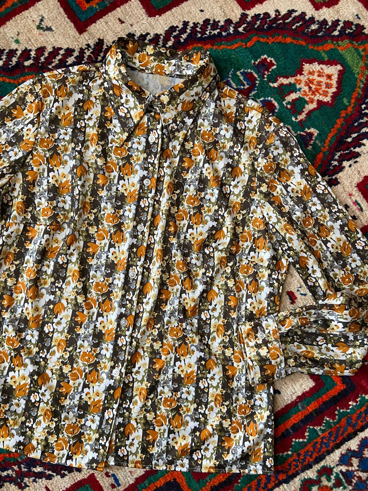 Vintage 1970s Warm Floral Dagger Collar Shirt