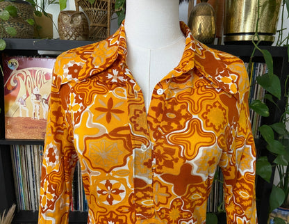 Vintage 1970s Mustard Beagle Collar Knit Shirt