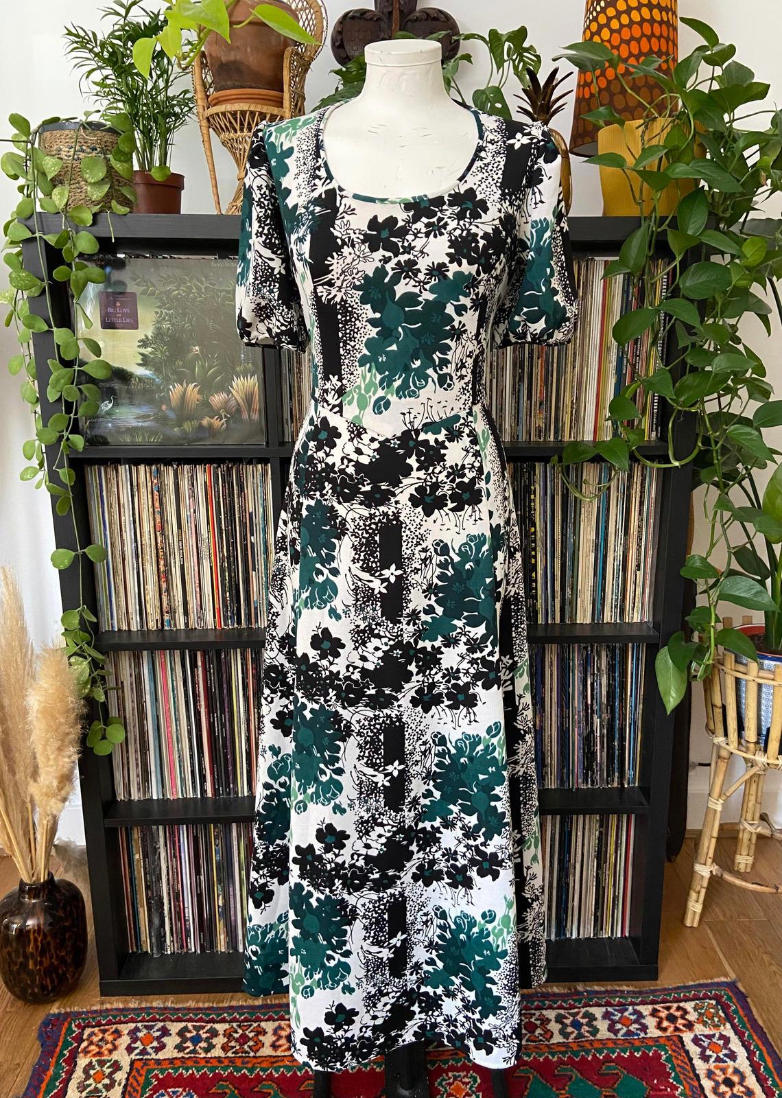 Vintage 1970s White Green Black Maxi Dress