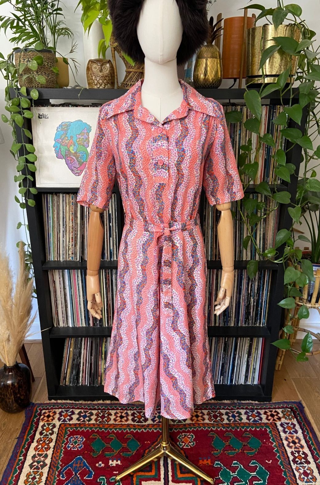 Vintage 1970s Pink Dagger Collar Shirt Dress