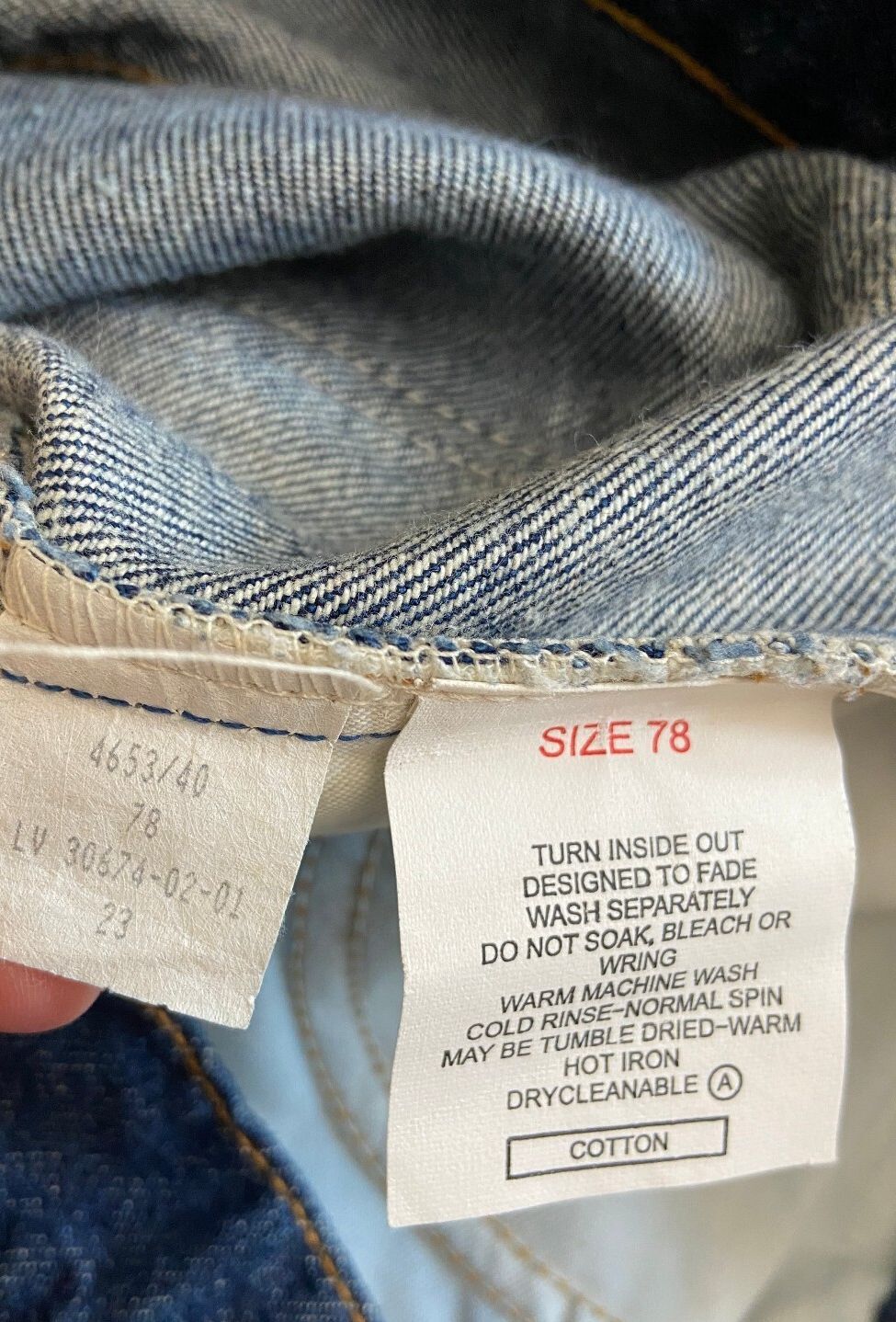 Vintage 90s Levis 674 Orange Tab Slim Cut Jeans W30