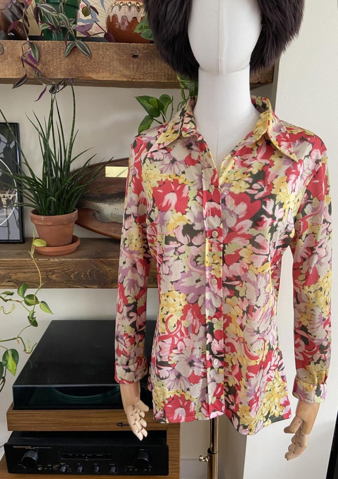 Vintage 1970s Pink Floral Print Shirt