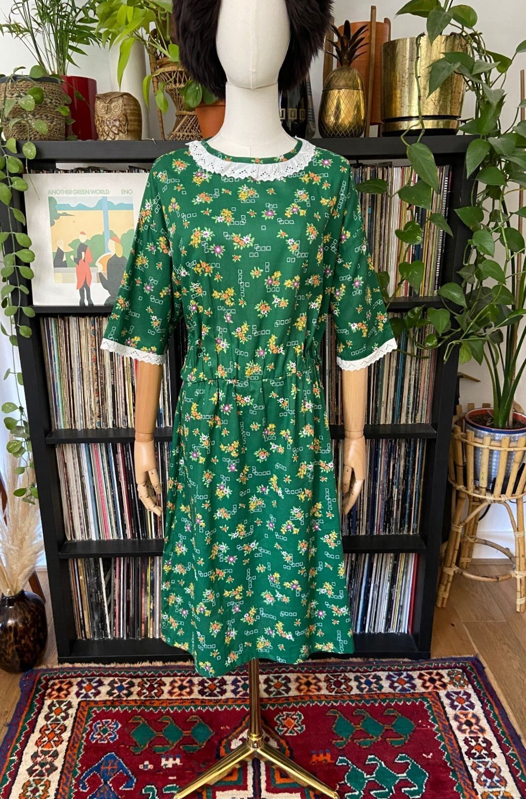 Vintage 1970s Green Ditsy Print Dress