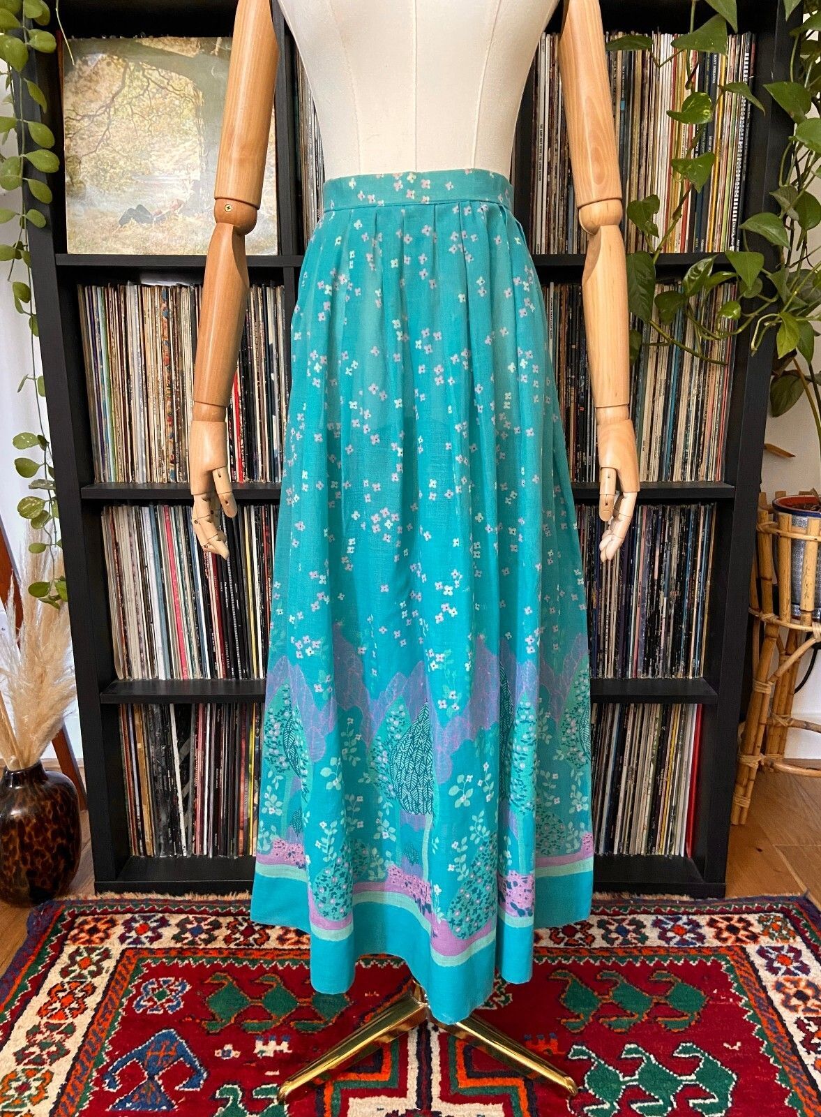 Vintage 1970s Turquoise Landscape Print Skirt