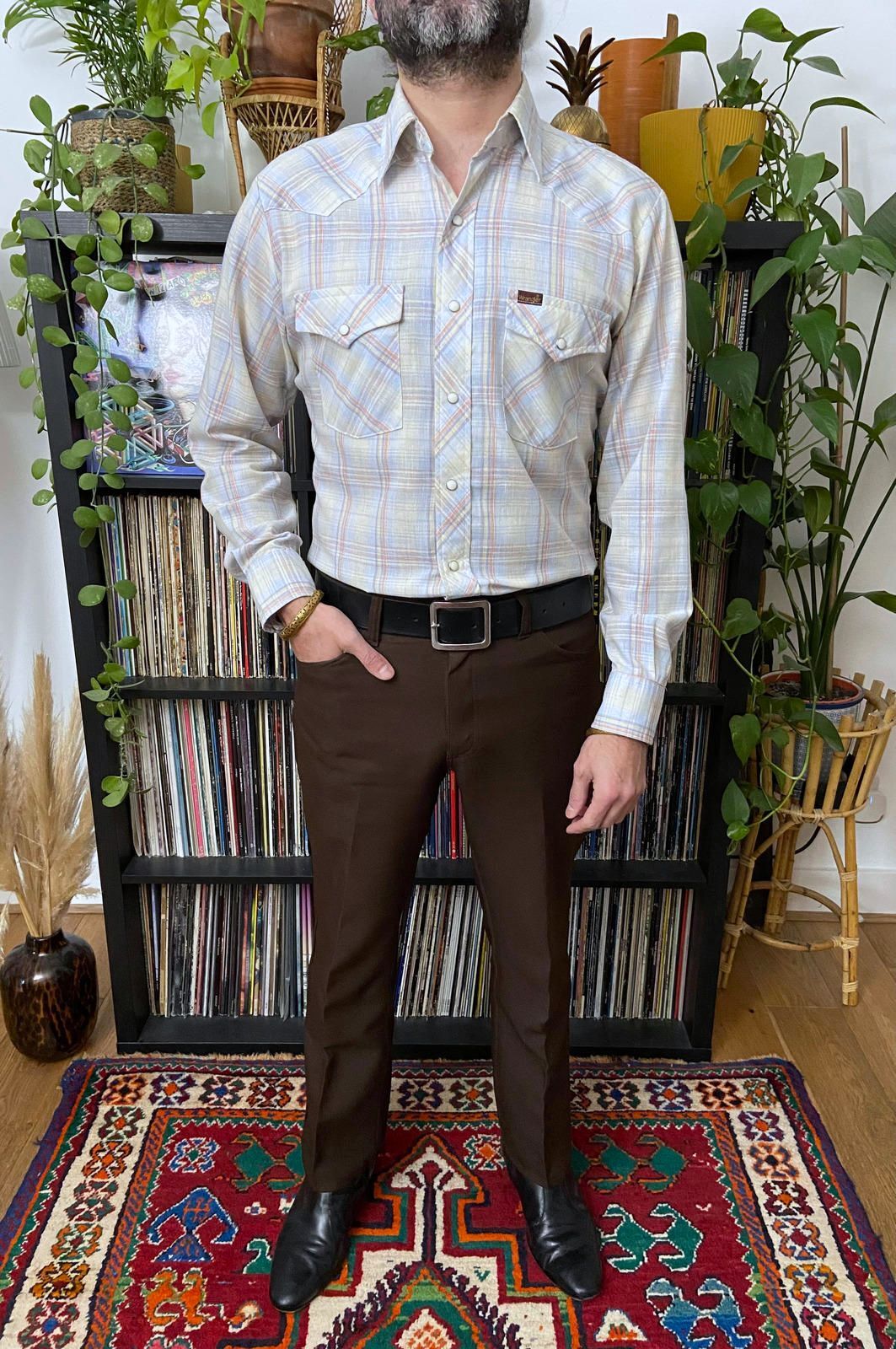 Vintage 1970s Pale Blue Rainbow Label Wrangler Western Shirt